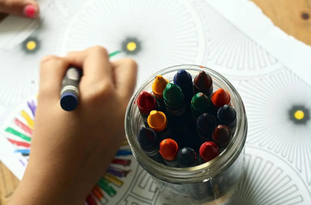 7 ideias para estimular a criatividade das crianças